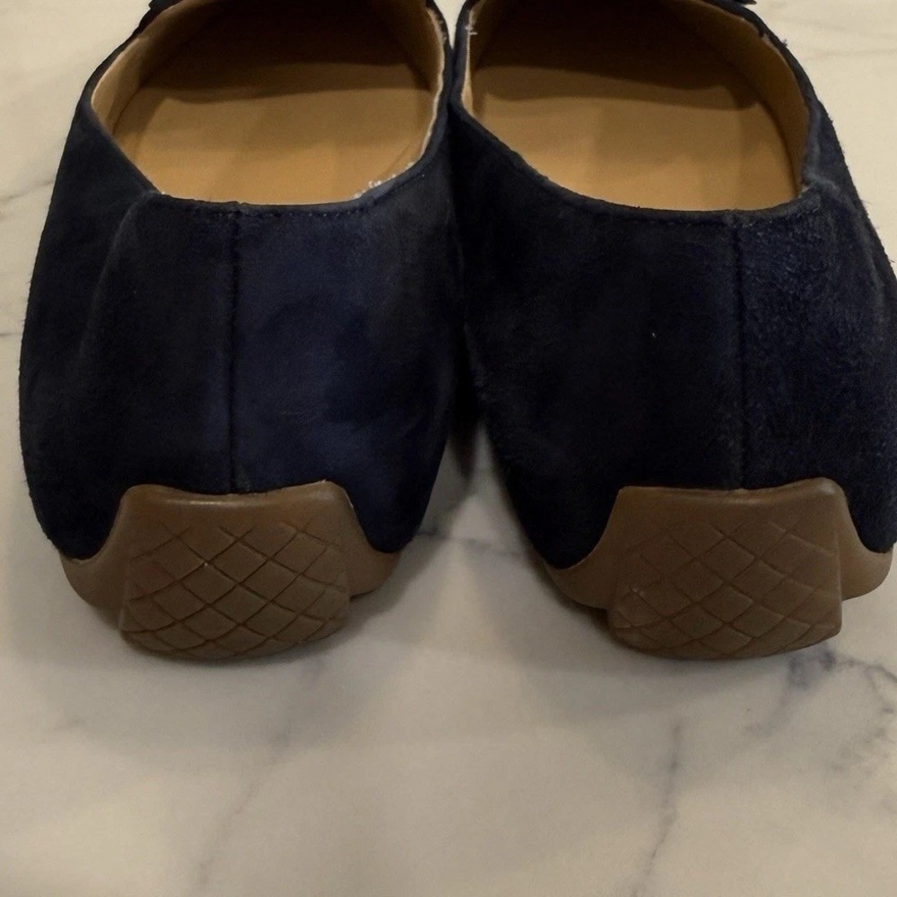 Talbots Navy Suede Leather Loafer Flats Womens 8M 3D Flower Pointed Toe Office - Picture 6 of 10